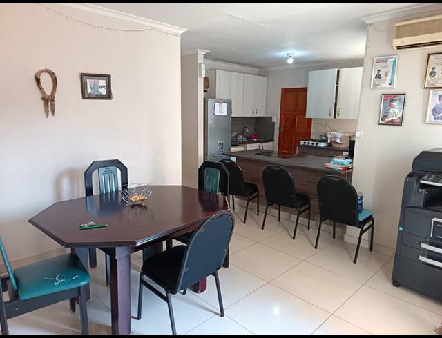 3 BEDROOM HOUSE FOR SALE IN OLIEVENHOUTBOSCH